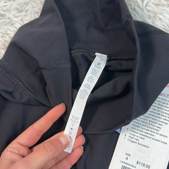 NWT Lululemon Hot Like Agni Pant Black - Picture 3 of 6